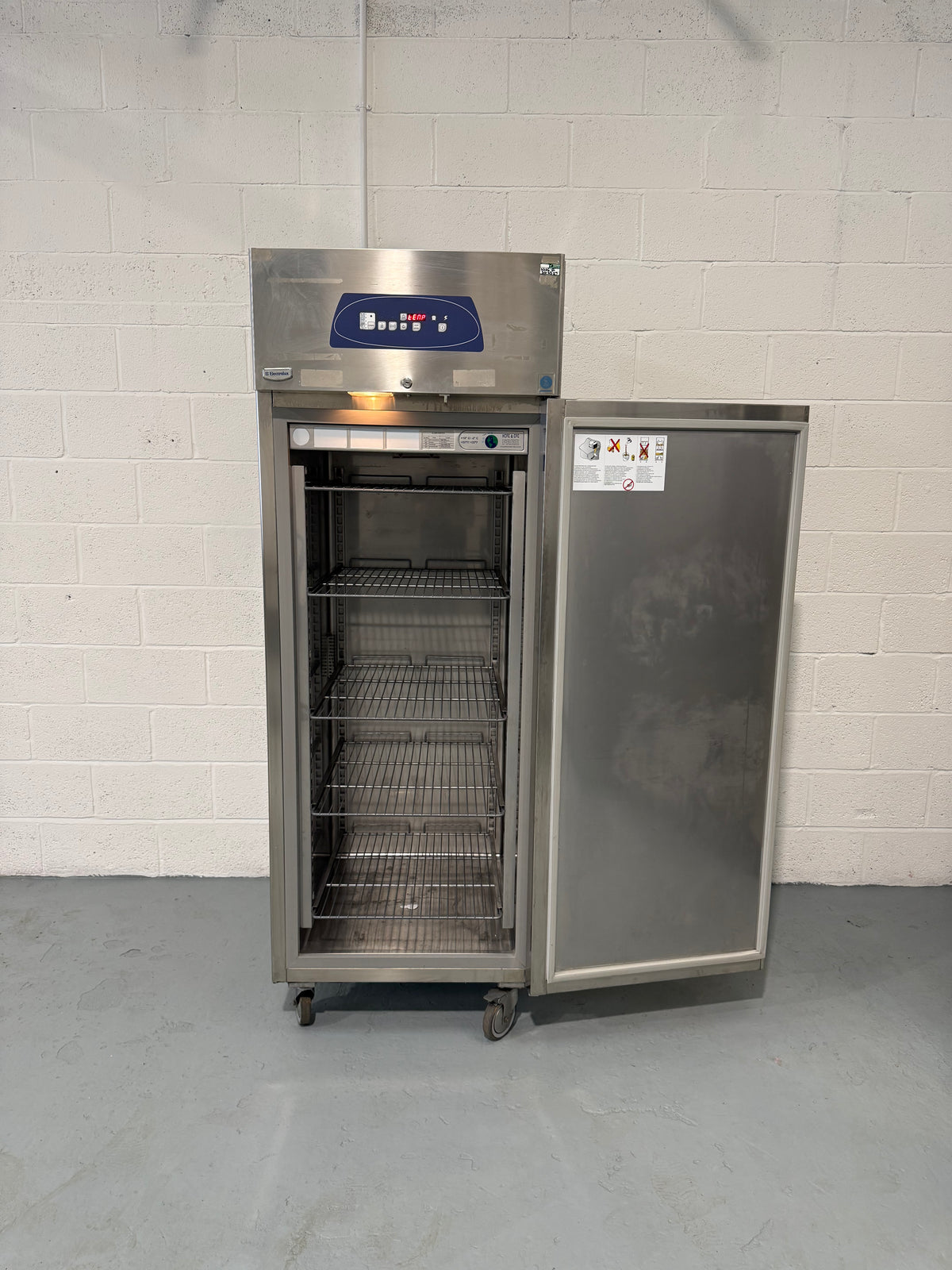 Commercial Fridge Electrolux