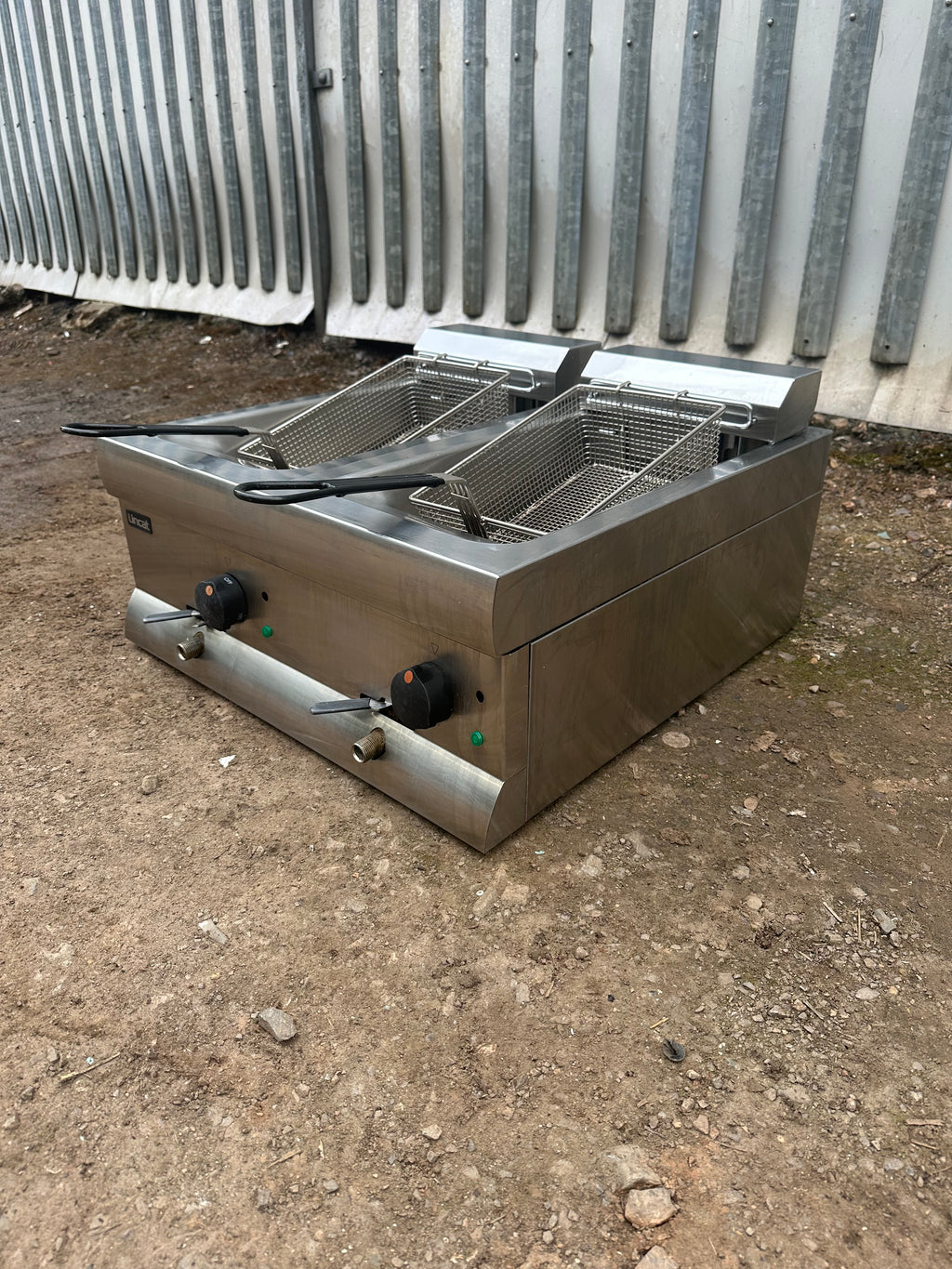Lincat Countertop Electric Fryer Three Phase