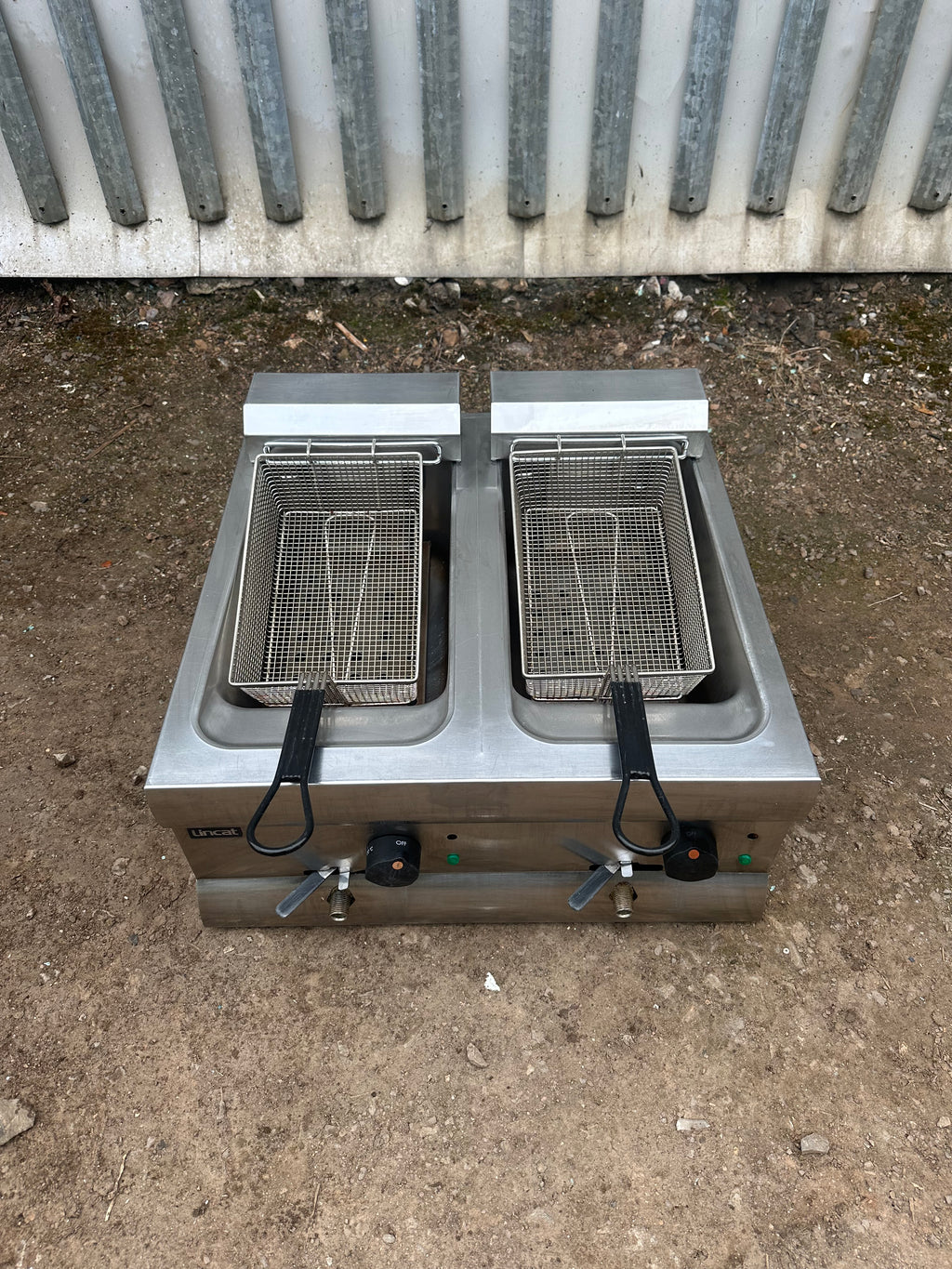 Lincat Countertop Electric Fryer Three Phase
