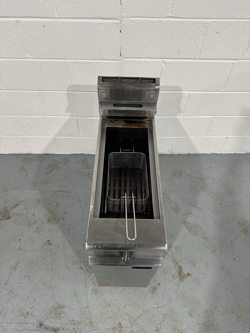 Falcon Dominator Free Standing Natural Gas Fryer G3830