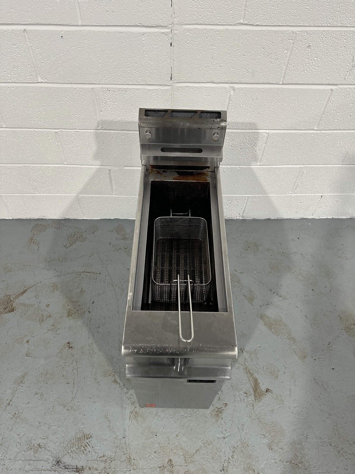 Falcon Dominator Free Standing Natural Gas Fryer G3830